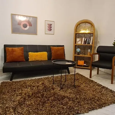 Apartament Fori's Nest / Skg *